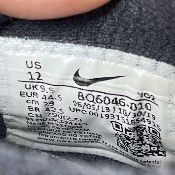 Nike Women’s Size 12 React Metcon Training Gym Shoes Black White BQ6044-010 - Picture 10 of 10